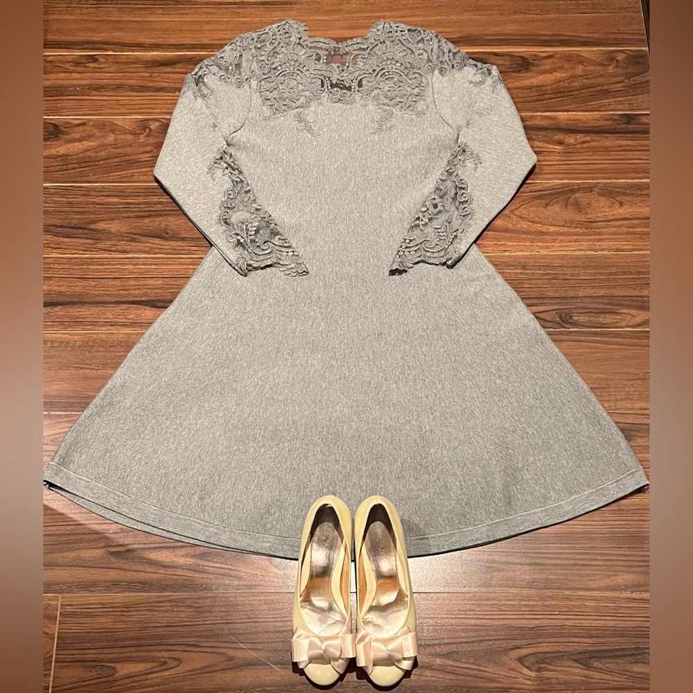 Semi-formal Grey Lace Accent A-line Midi Dress | Size M